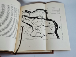 `Михайло Васильевич Ломоносов. Жизнеописание` Б.Н. Меншуткин. Спб., типография Императорской Академии Наук, 1912 г.
