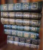 `История русской литературы XIX в. (в пяти томах) + Русская литература XX века ( в трех томах)` . М.: Мир, 1914–1916 гг.