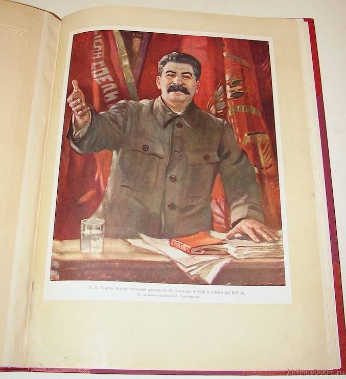 Сталин в 1939 году. Сталин 1939. Сталин 1939 год. Сталин 1939 Телингатер. 1939 И Сталин справа.