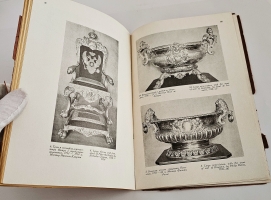 `Английское серебро :  Государственный Эрмитаж` С.Н. Тройницкий. СПб. : Брокгауз-Ефрон, 1923 г.