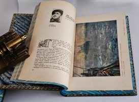 `Поход «Челюскина». Героическая эпопея. Как мы спасали челюскинцев` Под общей редакцией О.Ю.Шмидта, И.Л.Баевского, Л.З.Мехлиса.. Москва, Издание Редакции  Правды , 1934 г.