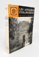 `Les Affaires etrangeres (Иностранные дела)` Jean Baillou et Pierre Pelletier (Жан Байю и Пьер Пеллетье). Paris, 1962
