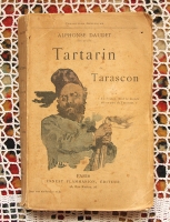 `Тартарен из Тараскона.  Иллюстрированный Дж. Жирарде (Tartarin de Tarascon)` Альфонс Доде. Париж, без даты (1900).