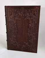 `Путешествия и открытия второй Гринельской экспедиции в северные полярные страны, для отыскания сэра Джона Франклина, совершённые в 1853, 1854 и 1855 годах под начальством д-ра Е.К.Кэна, Е.К. Кейн` . С.-Петербург - Москва, Издание М.О.Вольфа, 1866 г.