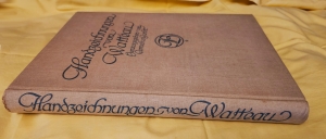 `«Handzeichnungen von Watteau» («Рукописные рисунки Ватто»)` Корнелиуса Гурлитта (Cornelius Gurlitt). Berlin,  verlegt von Julius Bard, 1909 г.